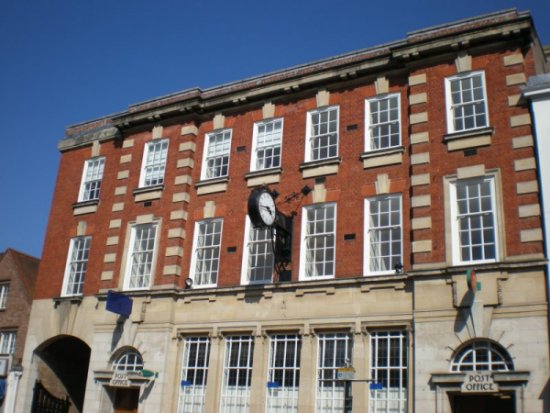 Taunton Post office